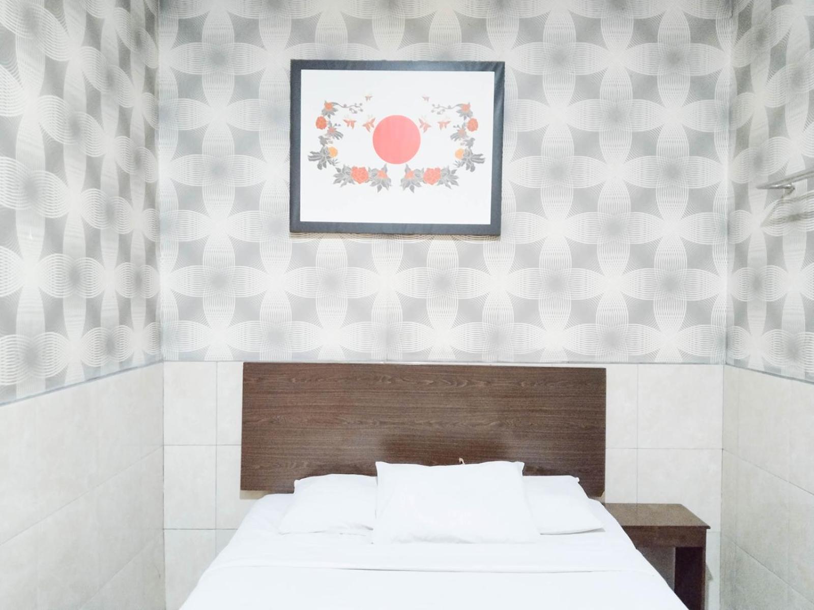 Labuhan Raya Hotel