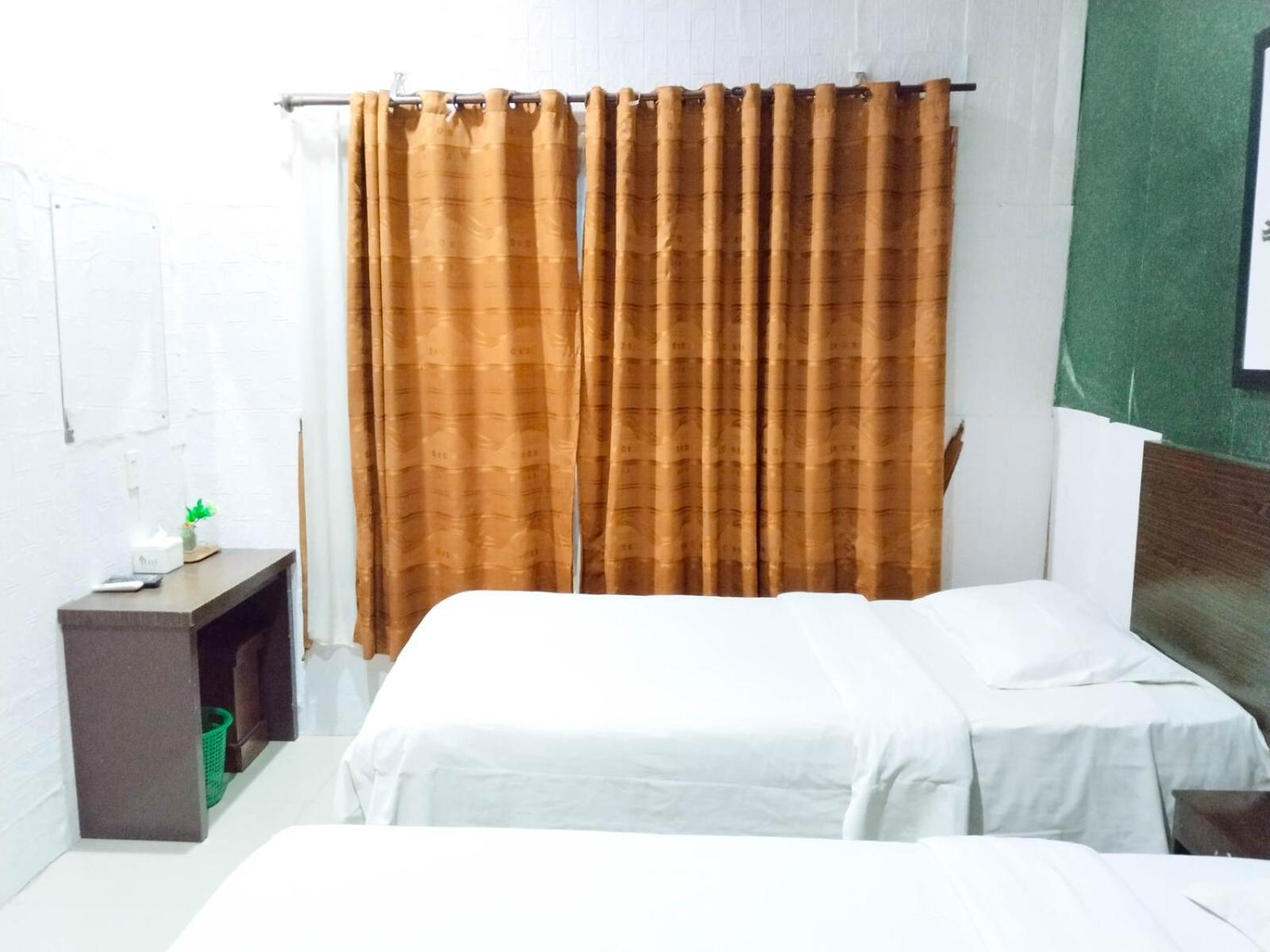 Labuhan Raya Hotel