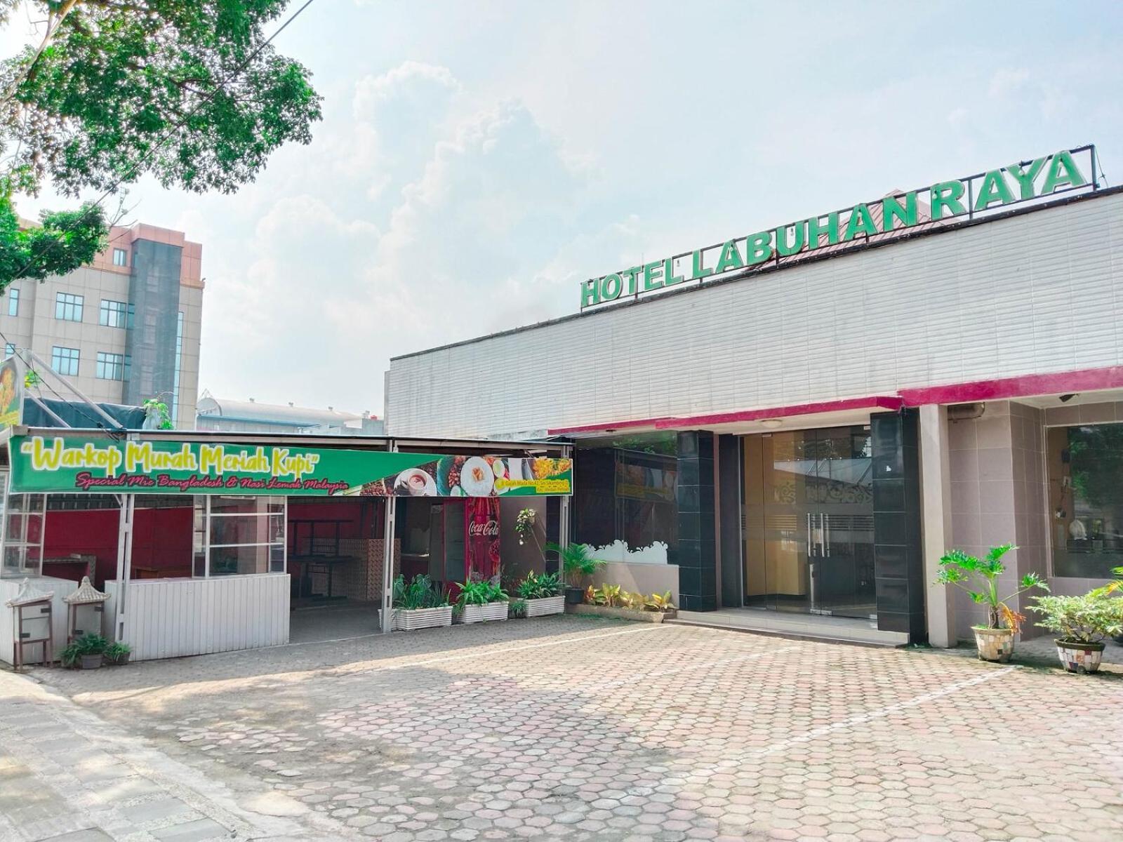 Hotel Labuhan Raya